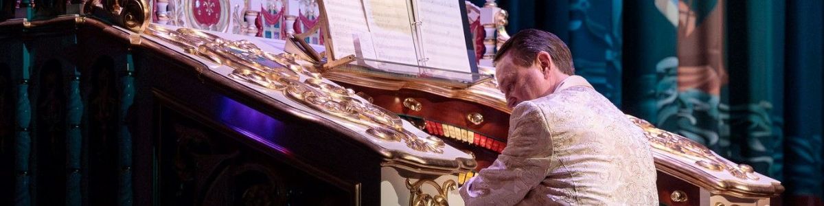 Organist Ken Double playing the Wonder Mortan Theatre Organ inside the Balboa Theatre.